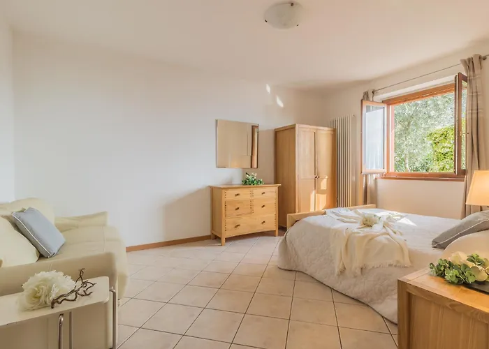Golden View Apartman *